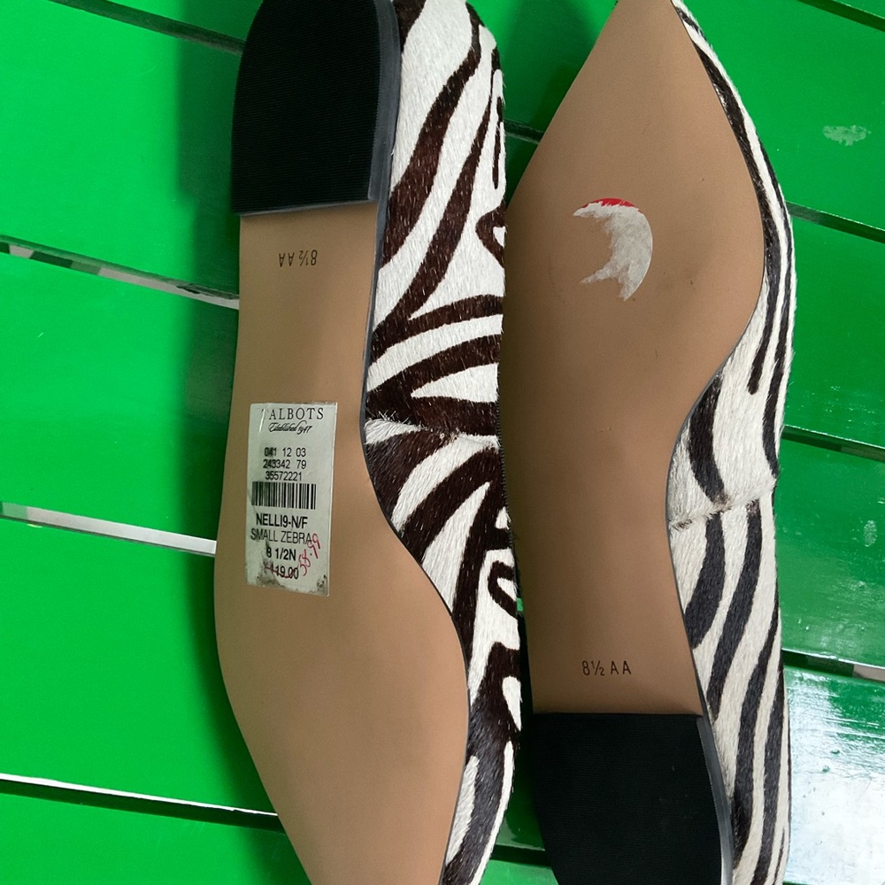 Talbots Zebra Print Calf hair ballet Flat Size 8.5AA - Picture 5 of 5